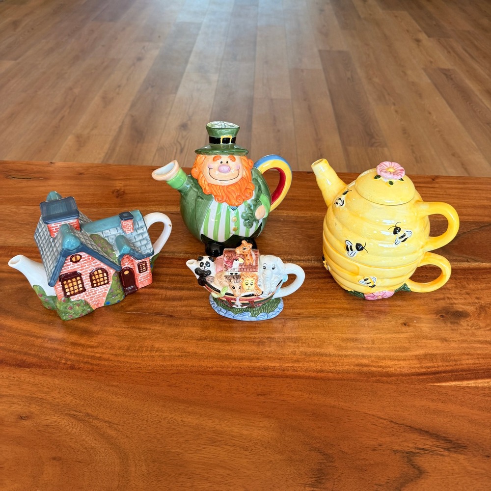 Vintage Teapot Collection Lot of 4 Tea Pots